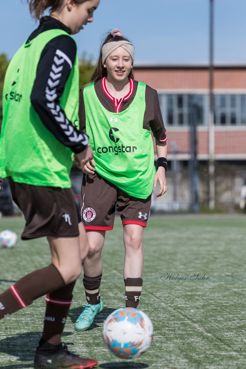 Bild 73 - wBJ St. Pauli - Walddoerfer : Ergebnis: 1:11